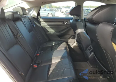 2018 Honda Accord Hybrid Exl из США, поврежденный, VIN 1HGCV3F55JA015853